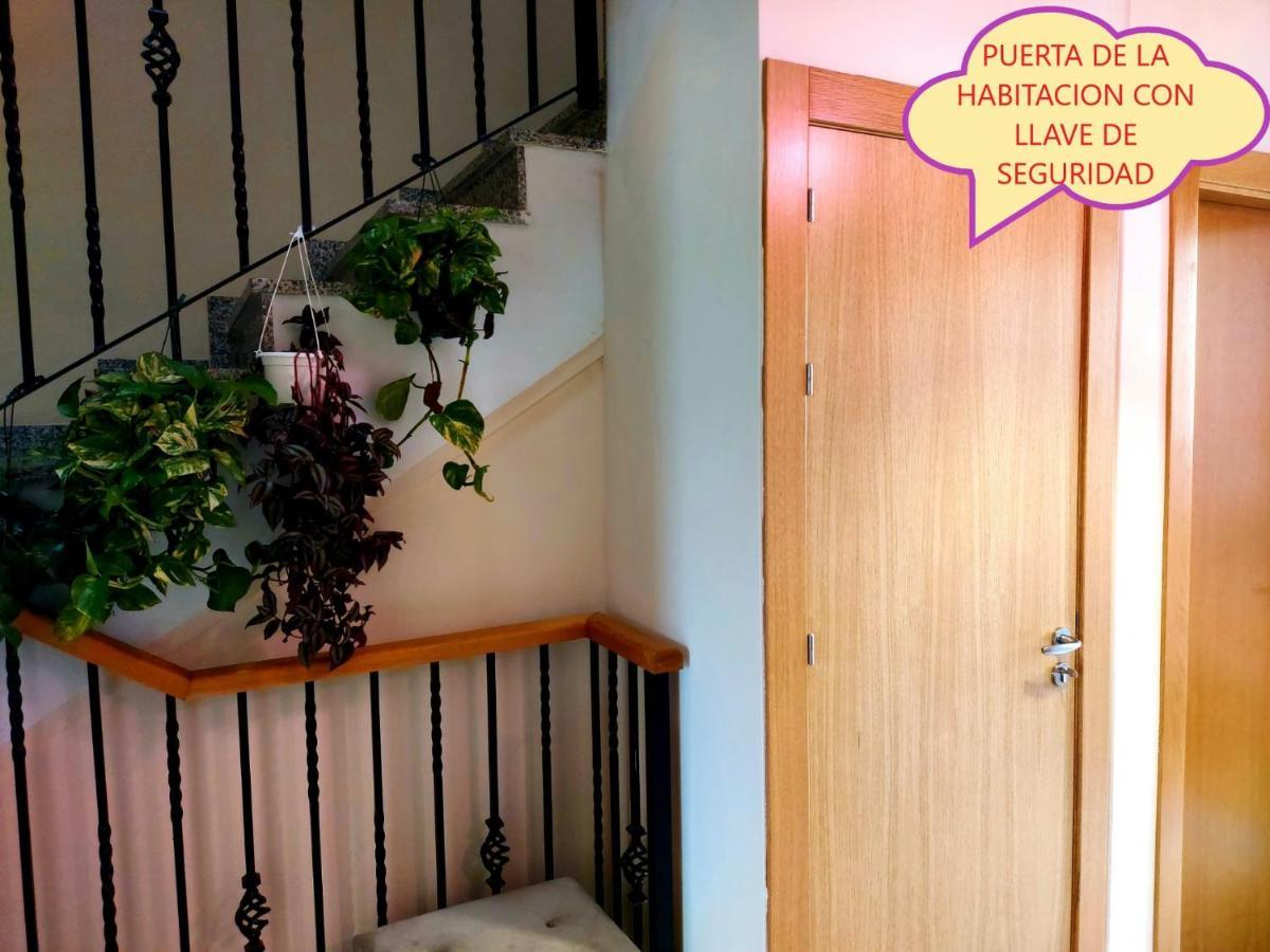 Habitación En Torrecardenas, Privada Con Piscina * Almería